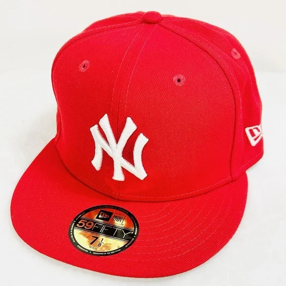 New Era New York Yankees Red World Series 59FIFTY Fitted Hat Cap 7 1/8 MLB - Picture 3 of 6